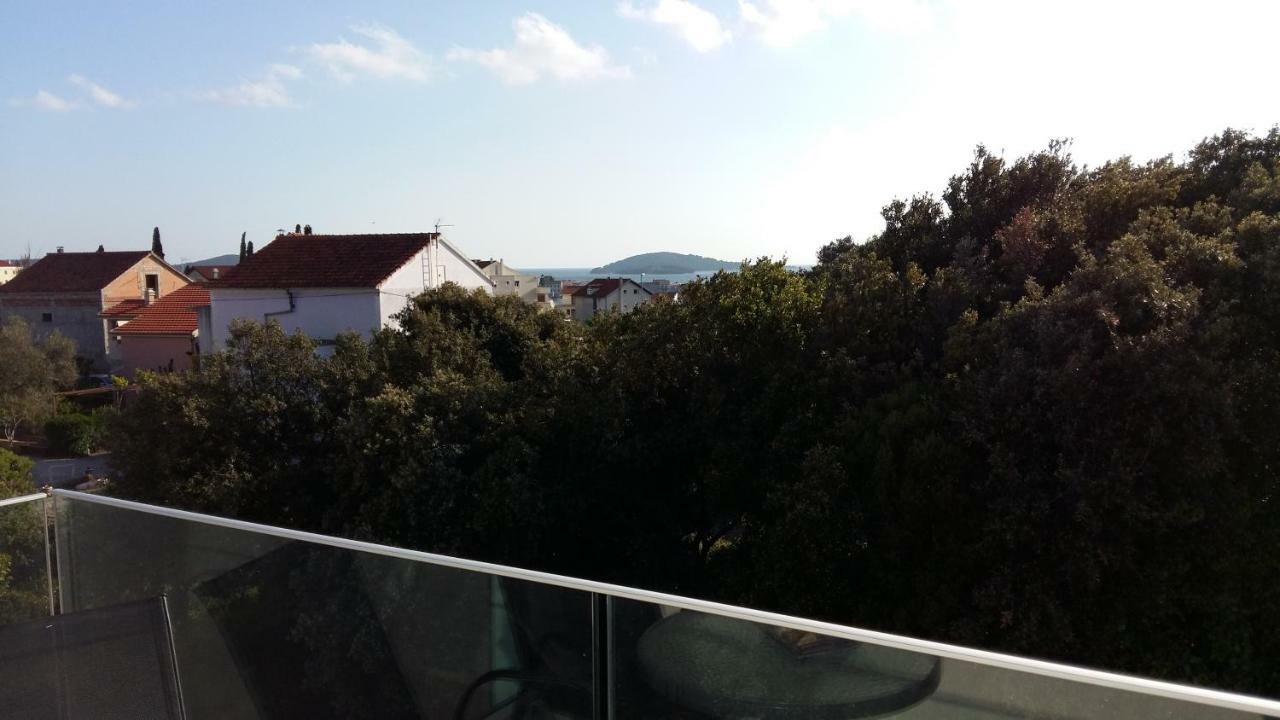 Apartments Durda Šibenik Esterno foto